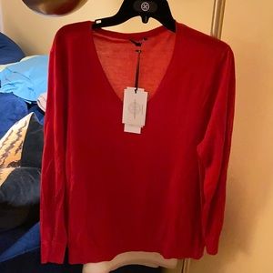 Carlisle cashmere v neck sweater